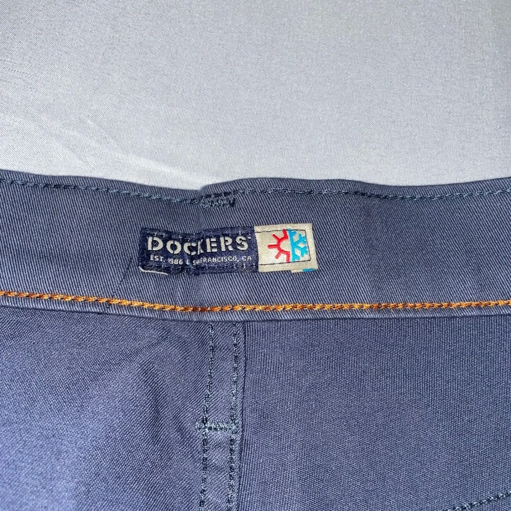 Dockers Mens All Seasons Tech Straight Fit Chino Pants Blue Gray 34x32 NEW